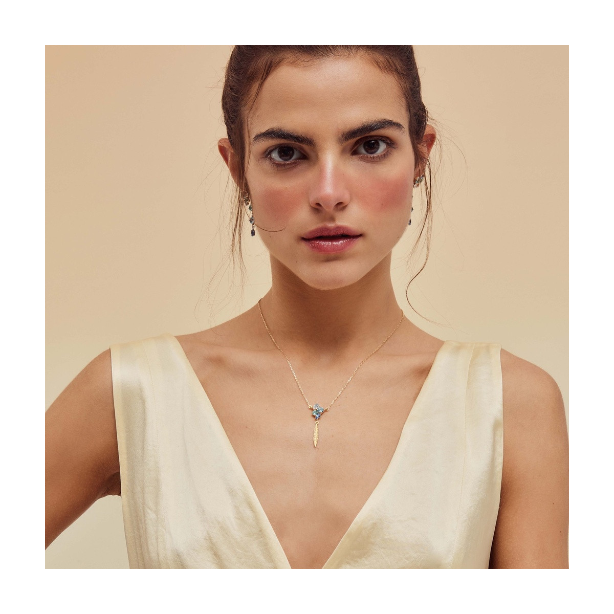 COLLAR VICTORIA CRUZ - A4789-MDG