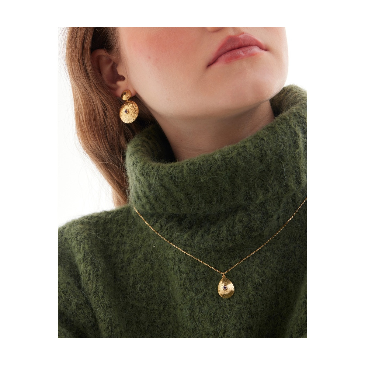 COLLAR VICTORIA CRUZ - A5501-31DG